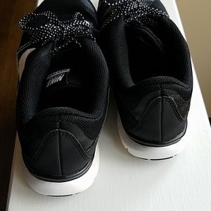 Shoes - Nike Training Flex TR 5 running shoes Shoes - Nike Training Flex TR 5 running shoes